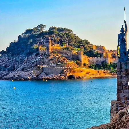 Costa Brava בית הארחה